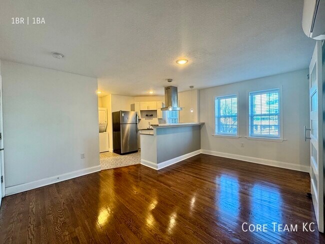 Foto del edificio - 1919 Olathe Blvd