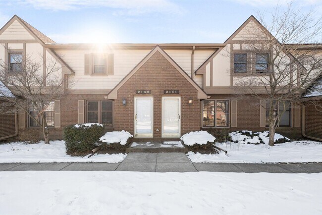 Building Photo - 2151 Winterset Dr