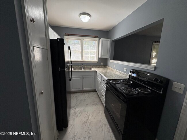 Foto del edificio - 2966 Remington St