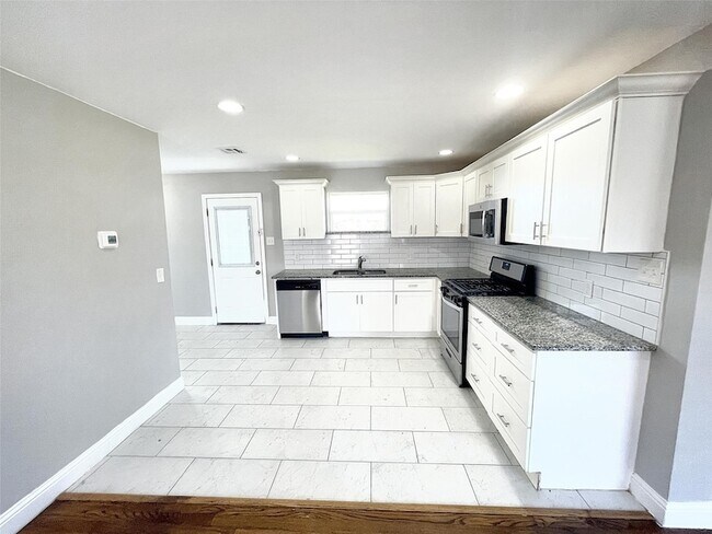 Foto del edificio - 1729 Longview St