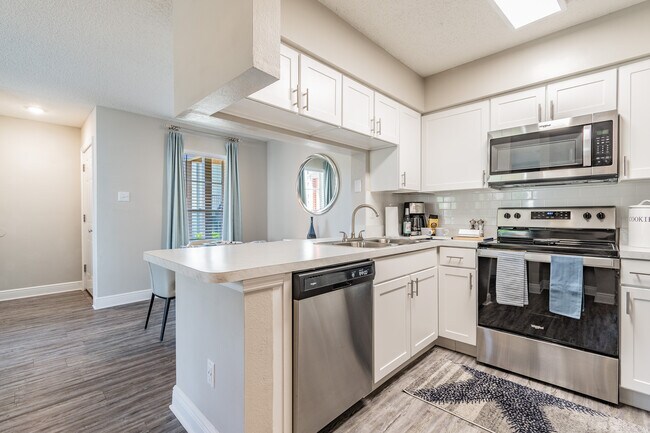 Foto del edificio - Enclave on East Apartments