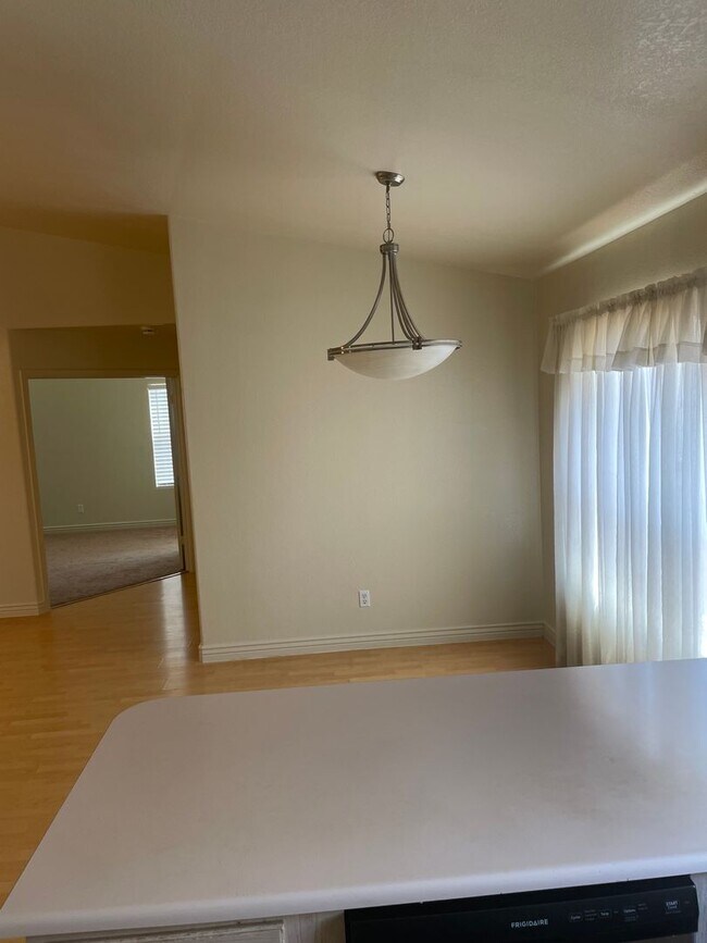 Foto del edificio - Cute 3 bedroom Chandler Home