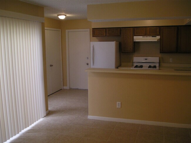 Foto del edificio - 5810 Twisted Pine Ct