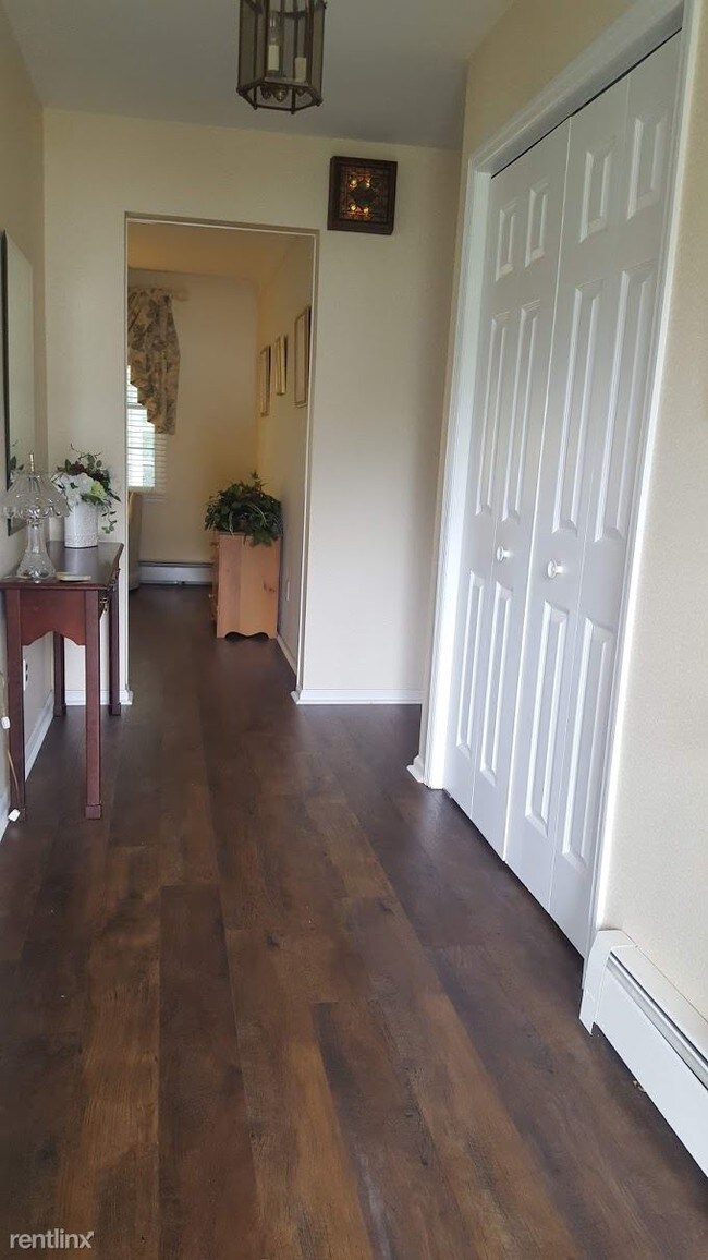 Foto del edificio - 2 br, 2 bath House - 612 W Connecticut Ave
