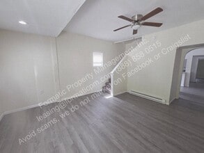 Building Photo - 694 W 8th St