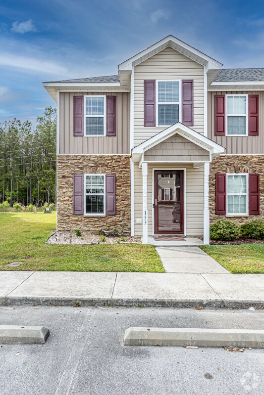 Crown Park Apartments under 2,000 Jacksonville, NC 1 Rentals