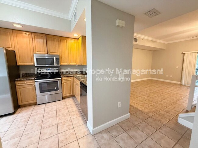 Foto del edificio - 9745 Touchton Rd