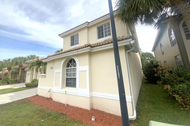 Foto del edificio - 6964 Sea Daisy Dr