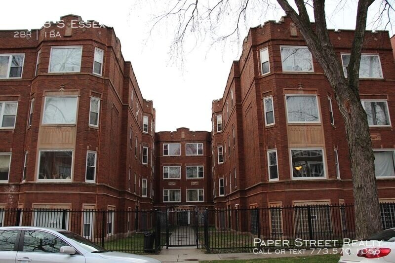 Primary Photo - 7748 S Essex Ave