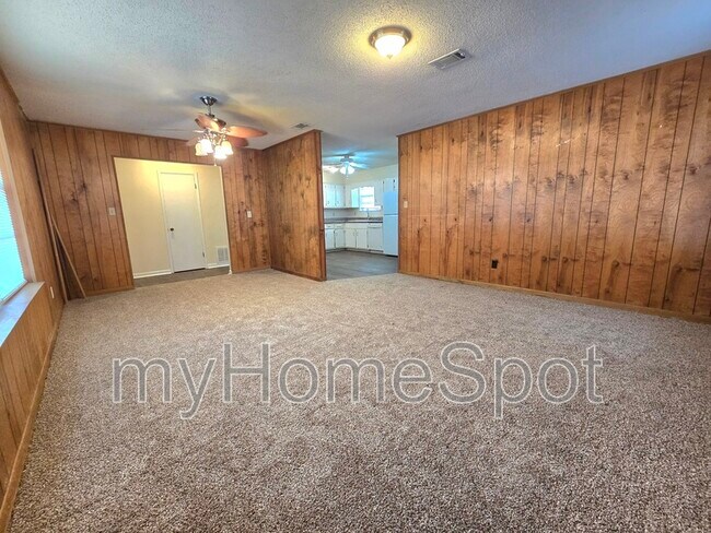 Foto del edificio - 3230 Palmdale Ave