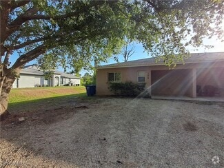 Building Photo - 133 Meadow Rd
