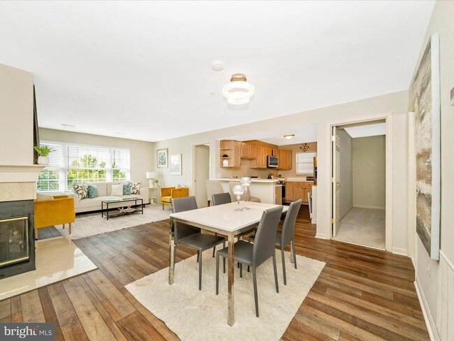 Foto del edificio - 214 Ridgepoint Pl