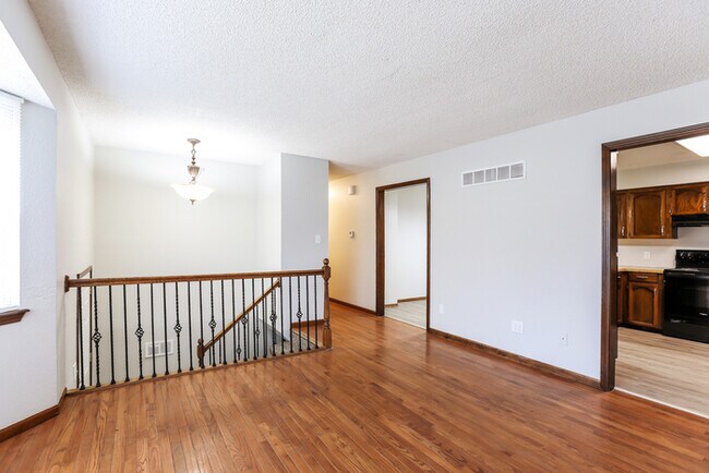 Building Photo - 1701 SE 2 St