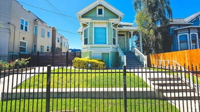 Building Photo - 1905 Filbert St