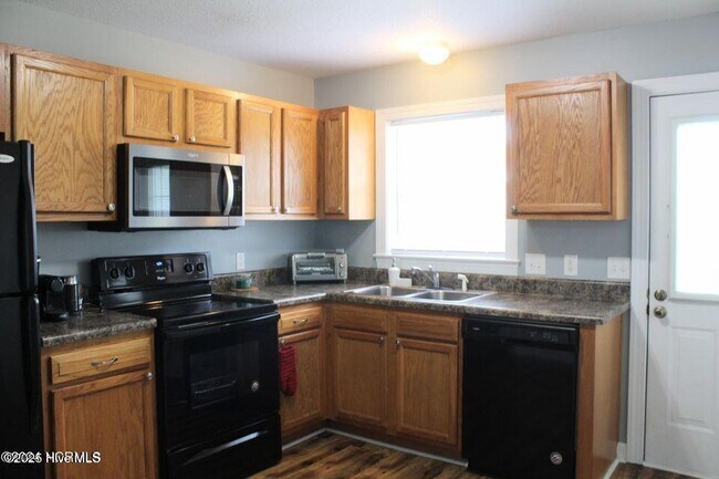 Foto del edificio - 801 Springwood Dr