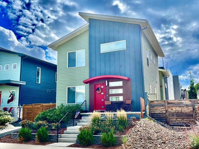 Building Photo - 363 Cajetan St