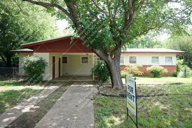 Foto del edificio - 4 br, 2 bath House - 305 S Lancaster St