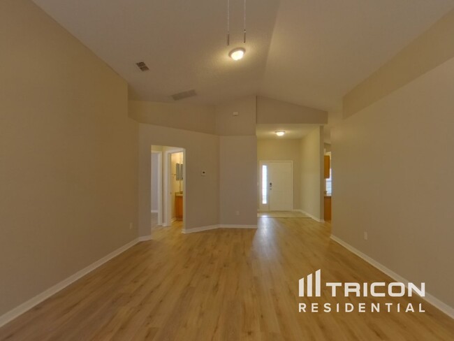 Foto del edificio - 570 Swan Range Road Orange City FL