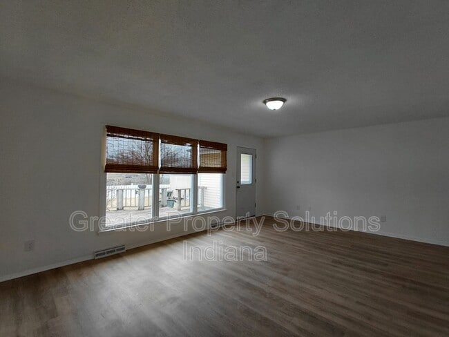 Building Photo - 7705 Whitcomb St