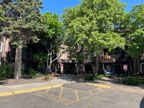 Building Photo - 4207 Lakeside Ave N