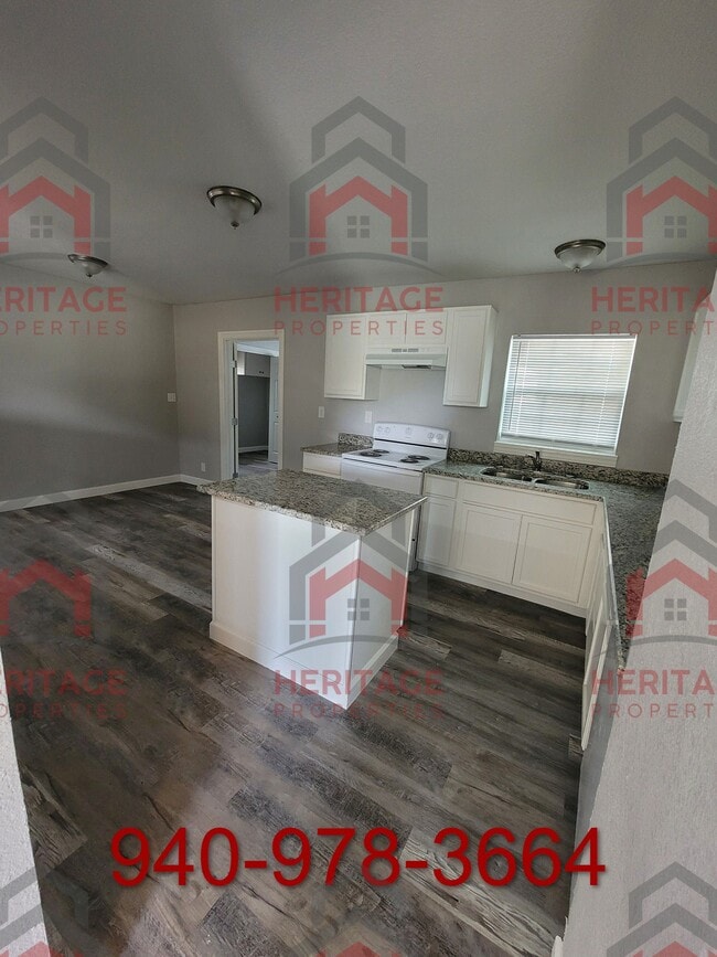Building Photo - 4031 Boren Ave