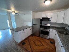 Building Photo - 785 N Montello St