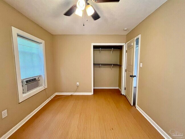 Foto del edificio - 5517 W Jackson St