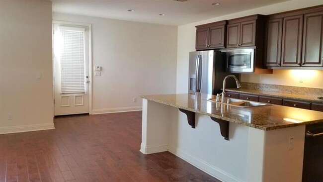 Foto del edificio - 2801 Market St, Roseville, CA, 95747