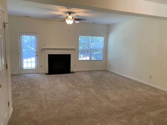 Building Photo - 104 Graystar Road, Apex- Bev Roberts Renta...