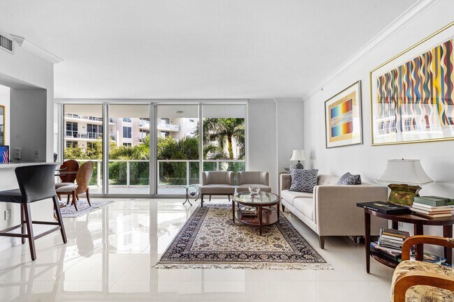 Foto del edificio - 500 SE Mizner Blvd