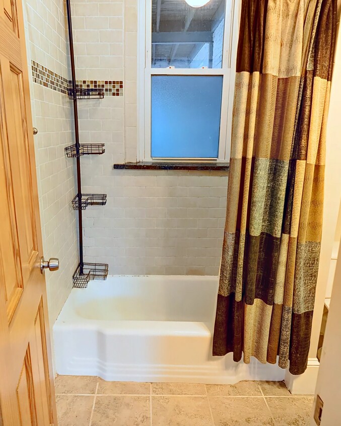 Foto principal - 48 Dwight St