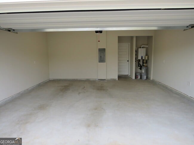 Building Photo - 2304 Grape Vine Wy