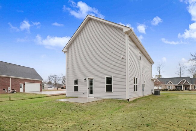 Building Photo - BRAND NEW! 3 Bedroom, 2.5 Bath 2-Story Hom...