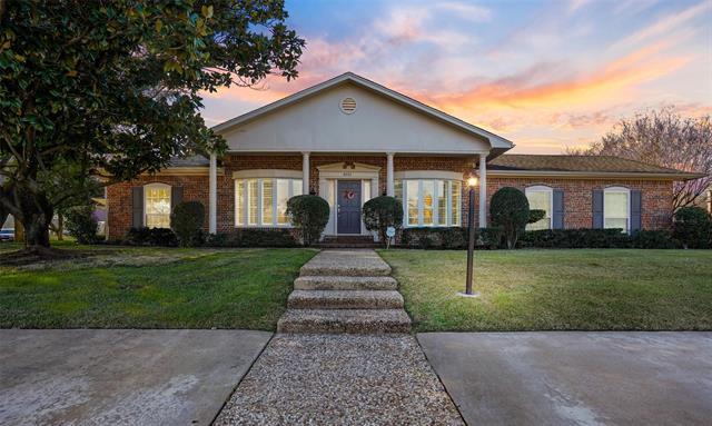 Building Photo - 4301 Bellaire Dr S