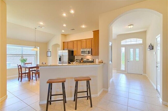 Foto del edificio - 3516 Dry Brook Crossing