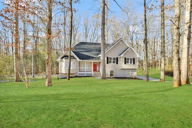 Building Photo - 68 Brookside Way