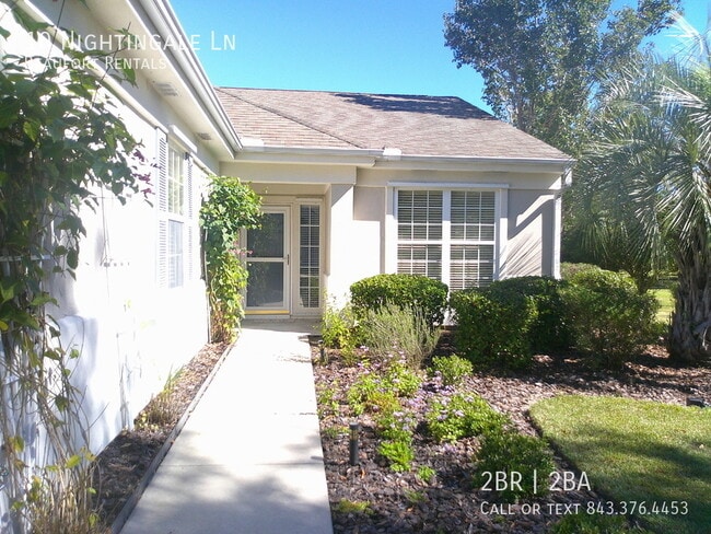 Building Photo - 10 Nightingale Ln