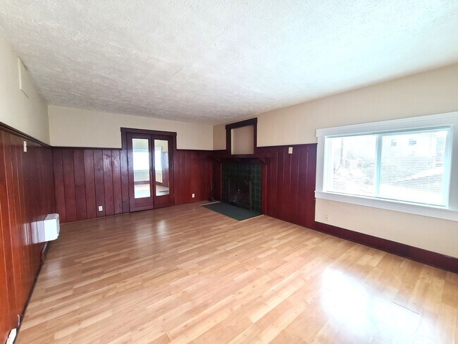 Foto del edificio - 819 W 11th Ave