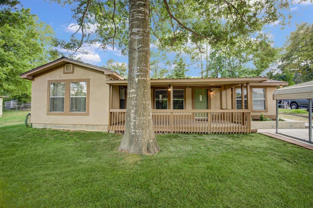 Primary Photo - 1372 W Pine Lake Cir