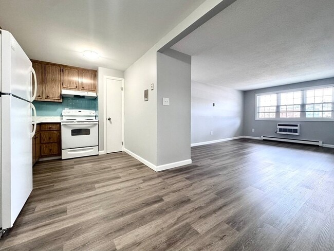 Photo - 4 Old Colony Ln Apartment