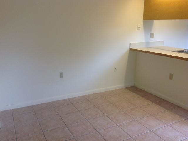 Building Photo - 2/2.1 in Waterside Luxury Townhomes
