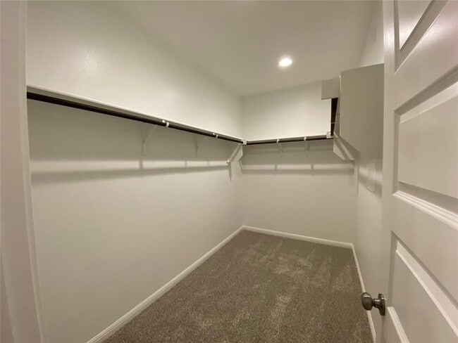 Foto del edificio - 1513 Whippletree Trl