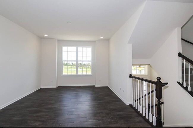 Building Photo - 4443 Monroe Ct