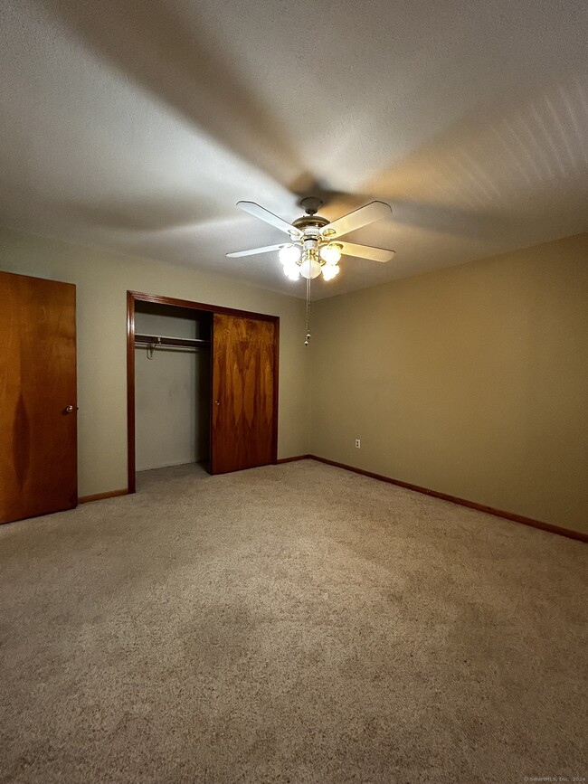 Building Photo - 463 Pierpont Rd