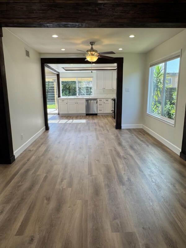 Building Photo - 28916 Timberlane St