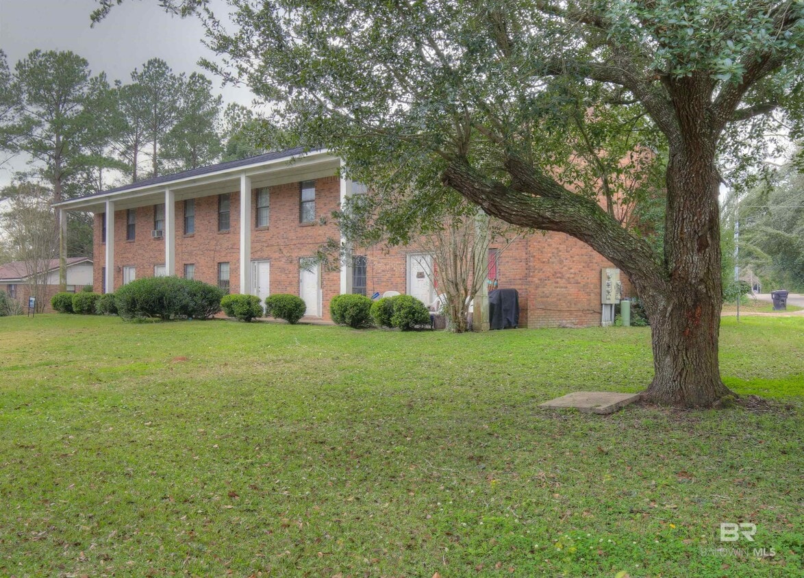 Building Photo - 22901 Baldwin St