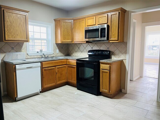 Foto del edificio - 2422 Eagle St