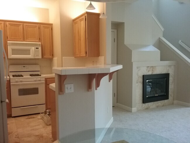 Building Photo - 1042 Niguel Ln
