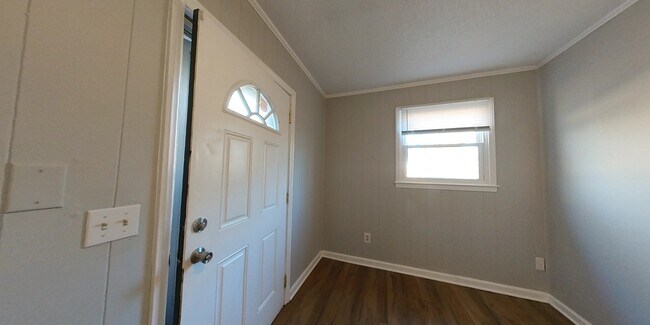 Foto del edificio - 517 Lois Ln