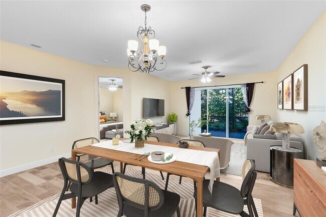 Foto del edificio - 10329 Belfry Cir